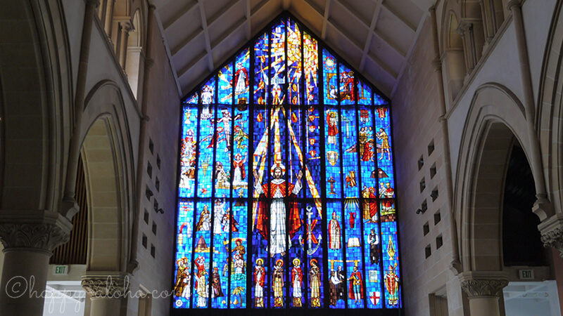 セント・アンドリュース大聖堂の観光ガイド｜ハワイ最大のステンドグラス