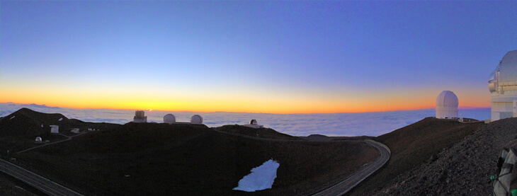 マウナケア山頂の天文台